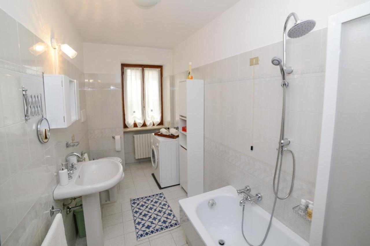 Loft Free Parking Agli Ulivi Moderno E Spazioso Peschiera del Garda Bagian luar foto